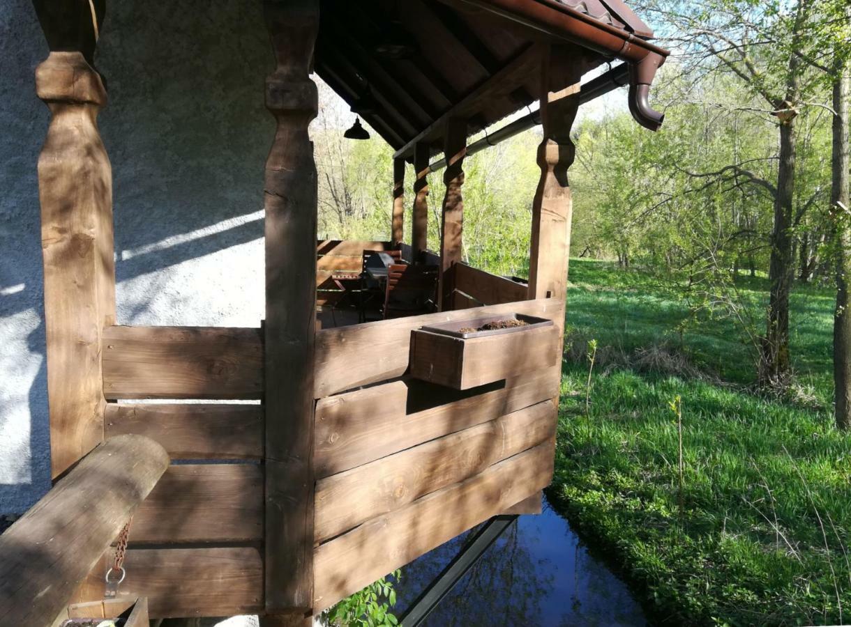 Isabellental - Blacksmithing Стршибро Экстерьер фото